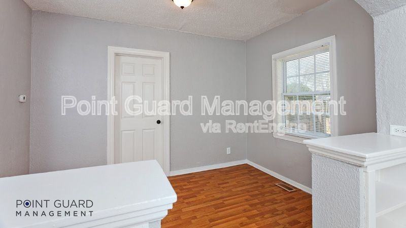 357 S All Hallows Ave - Photo 3 of 17