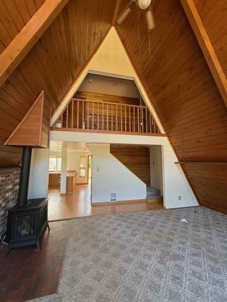 581 Mcelroy Rd - Photo 4 of 16