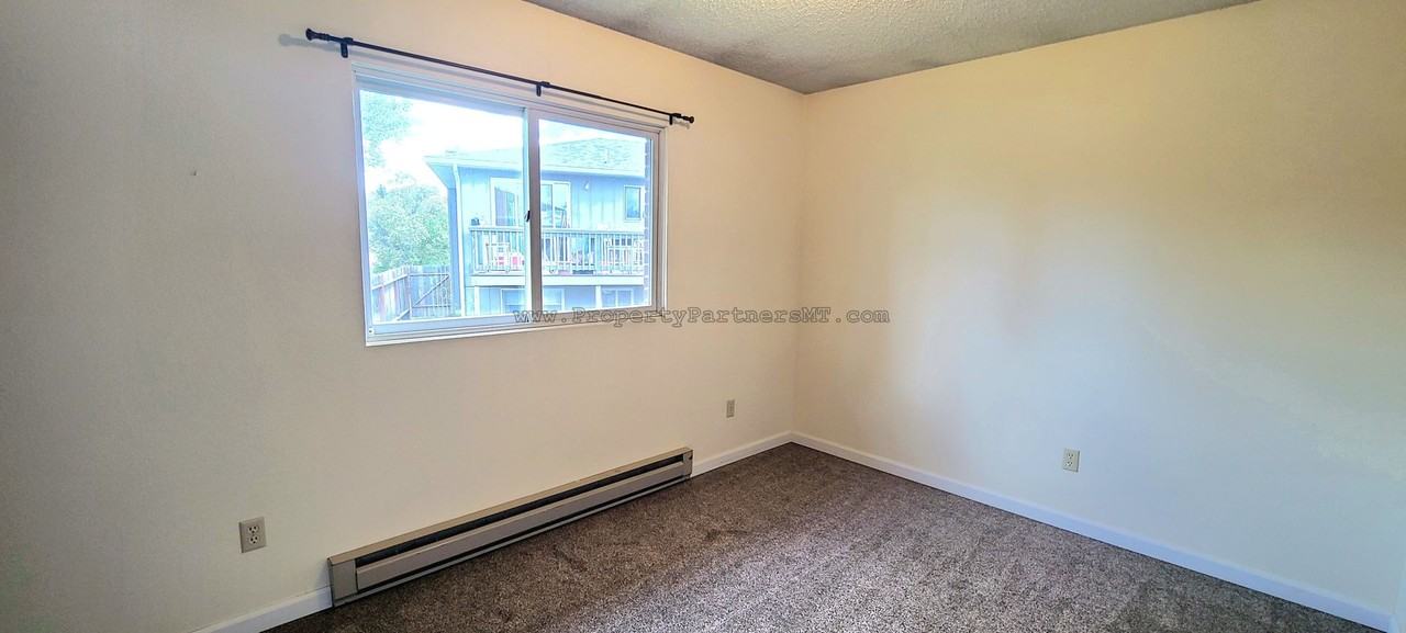 15th Ave - 311 - Photo 3 of 9