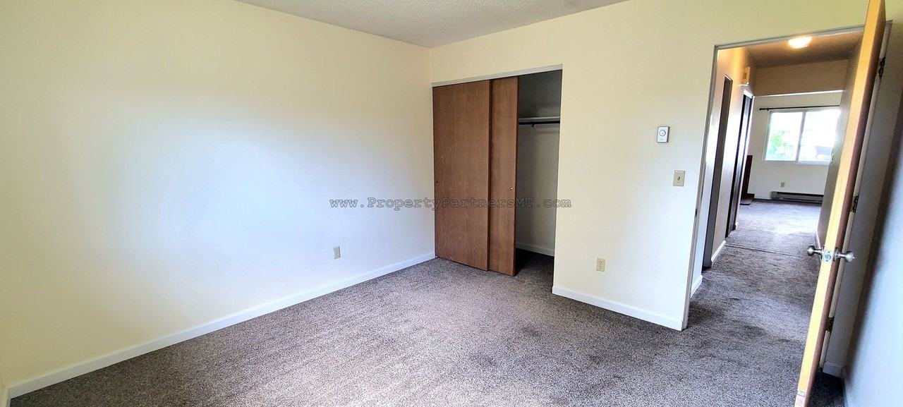 15th Ave - 311 - Photo 4 of 9