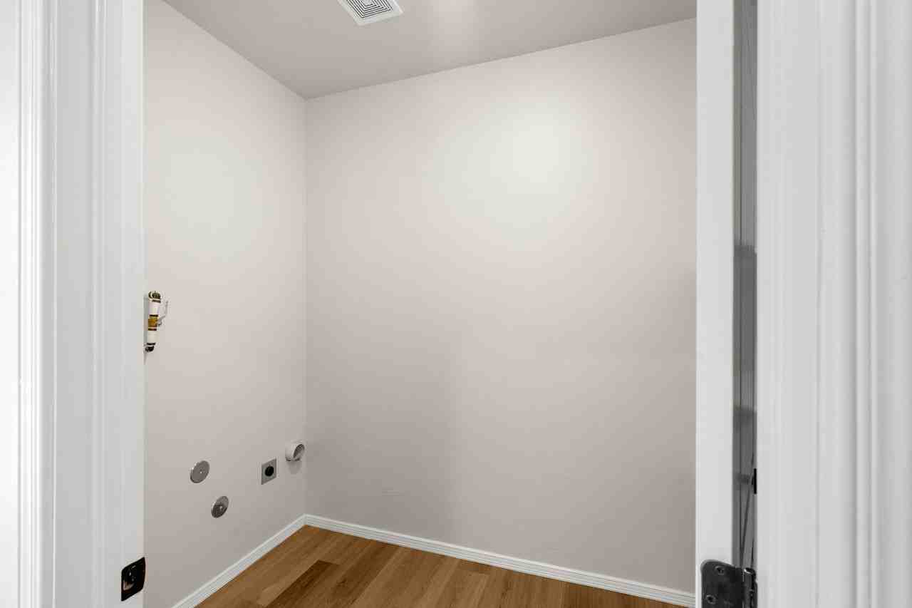 The Bend - Photo 3 of 8