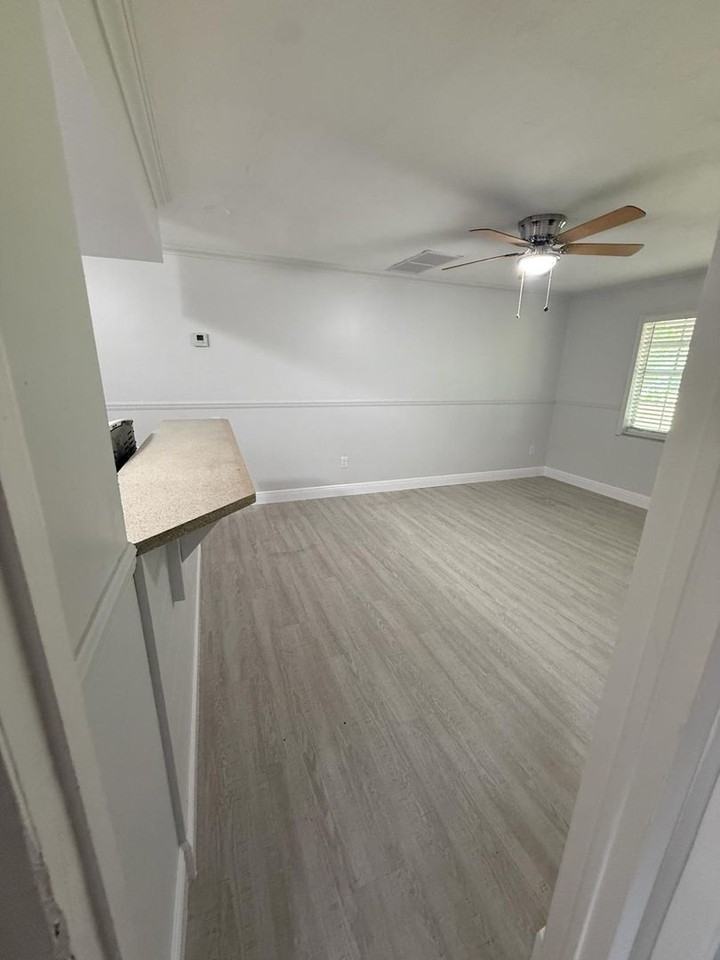 3920 7th Ave N - Photo 3 of 14