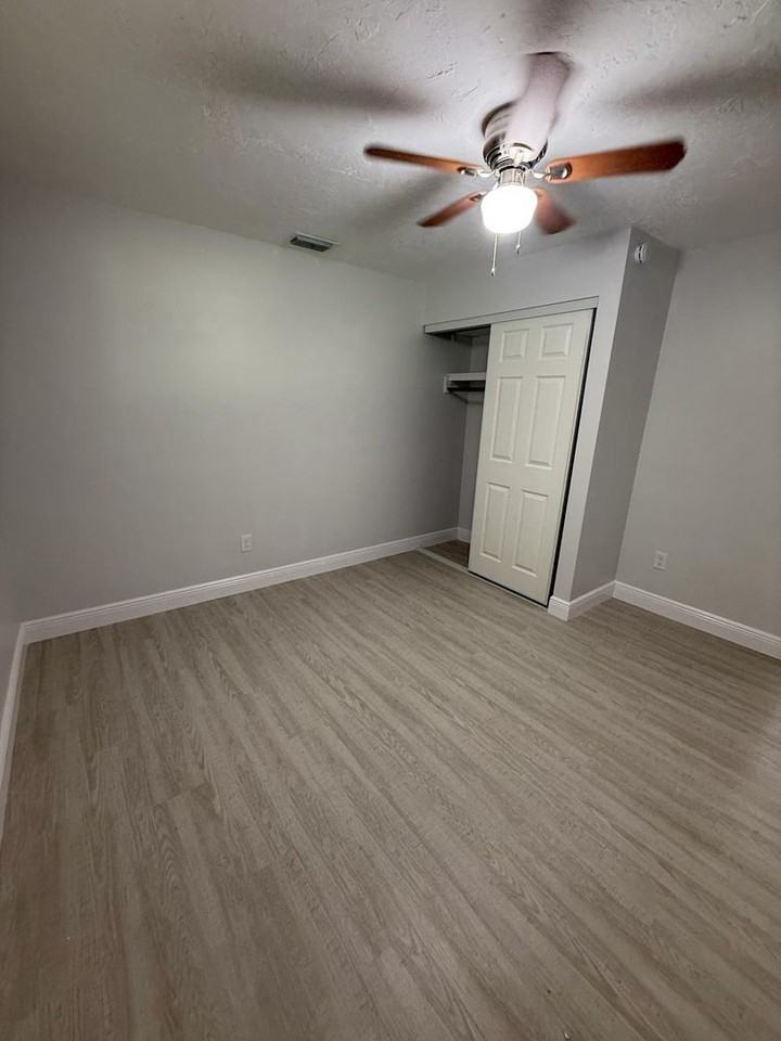 3920 7th Ave N - Photo 7 of 14