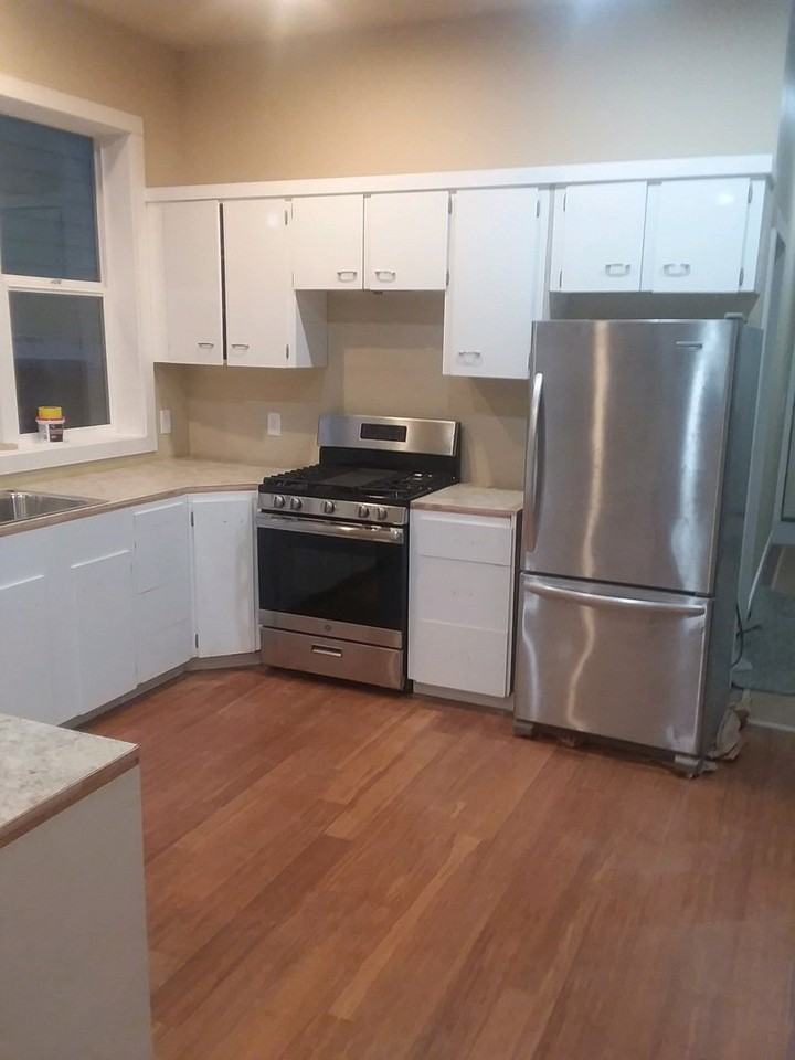 4337 Se 37th Ave - Photo 2 of 3