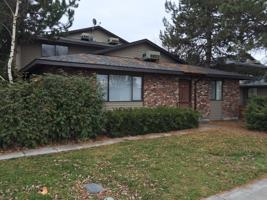 featured image of 1215 W Ivy Ave