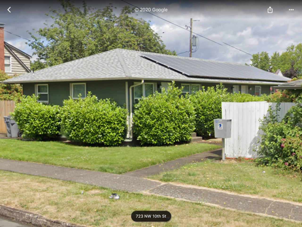 Apartment ~ Close to Campus ~ Cat Friendly - Photo 2 of 5