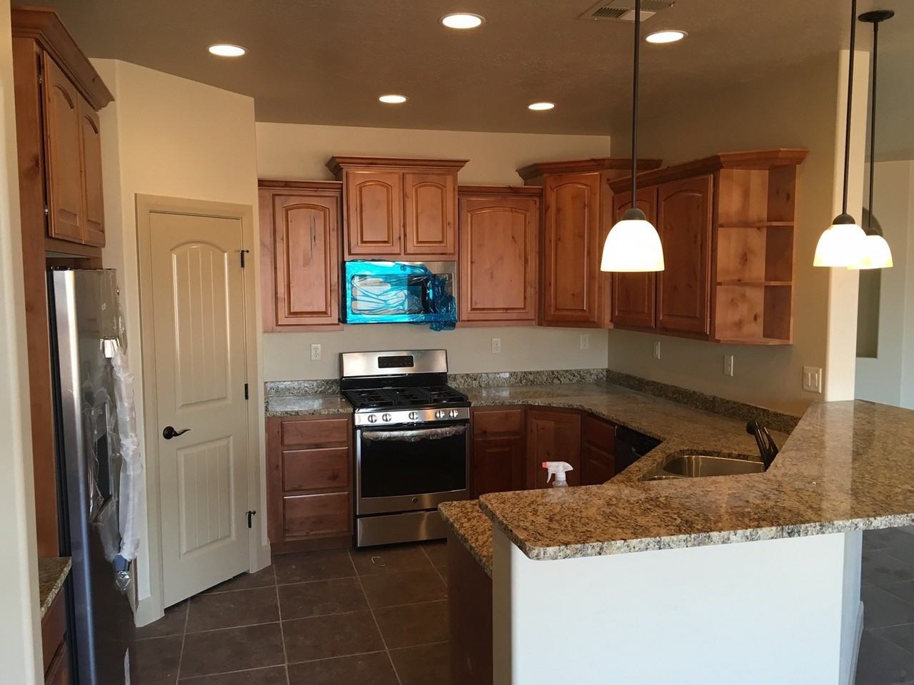 2688 W 310 N - Photo 5 of 14