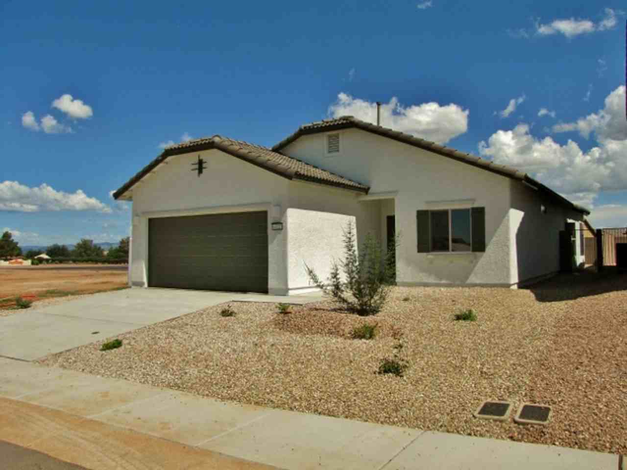 4312 Deanna Dr - Photo 3 of 21