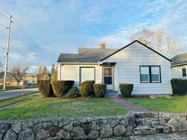 featured image of 722 W 30th St