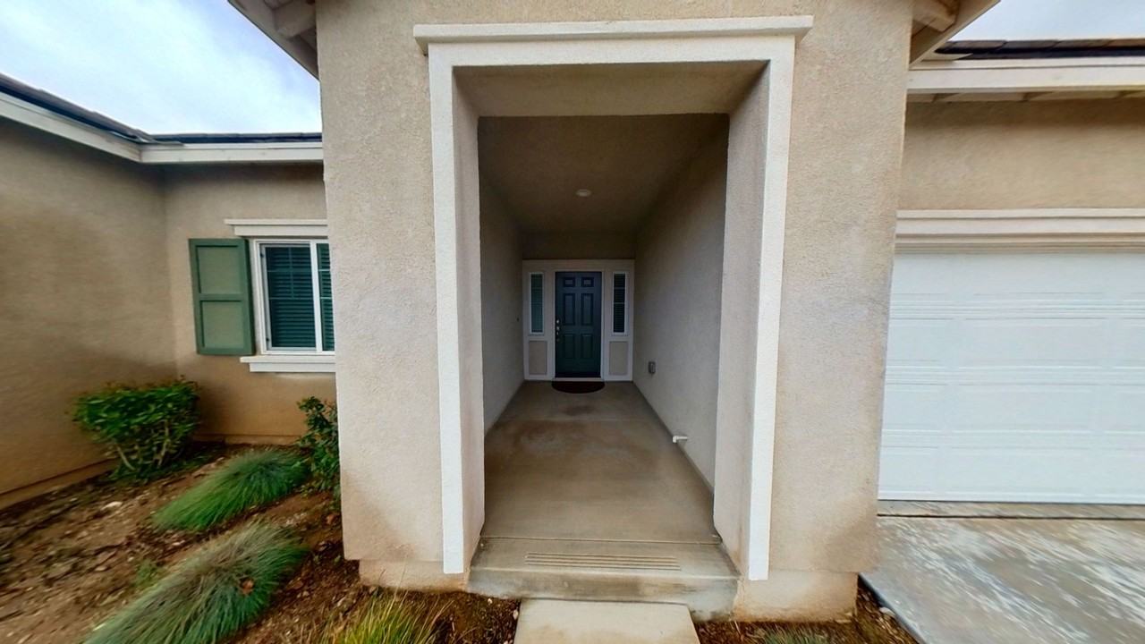 11390 Brewer Dr - Photo 2 of 33