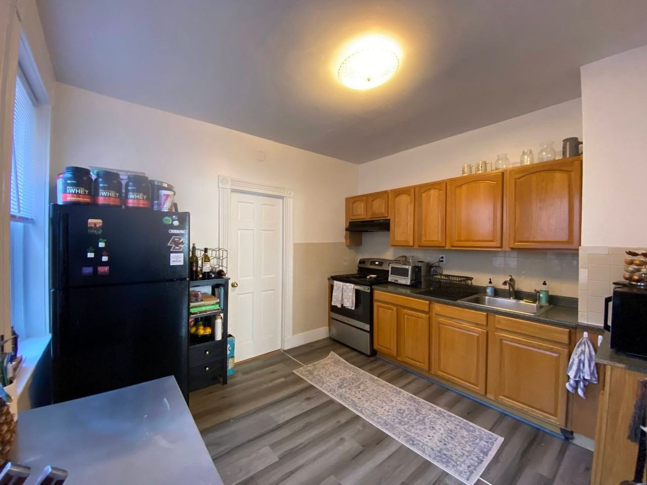 28 Fuller St - Photo 6 of 7