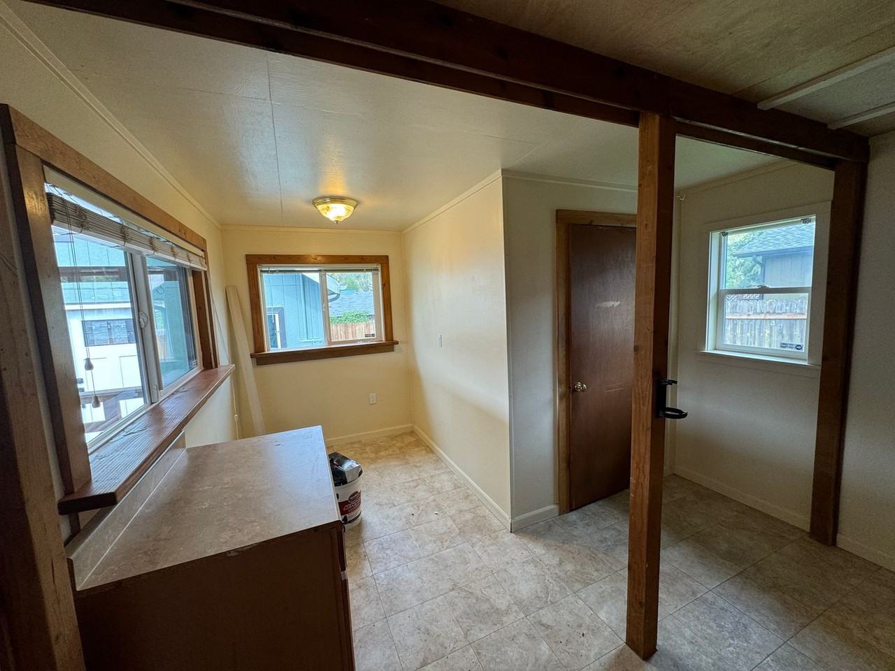 212 Moreland Ave - Photo 3 of 23