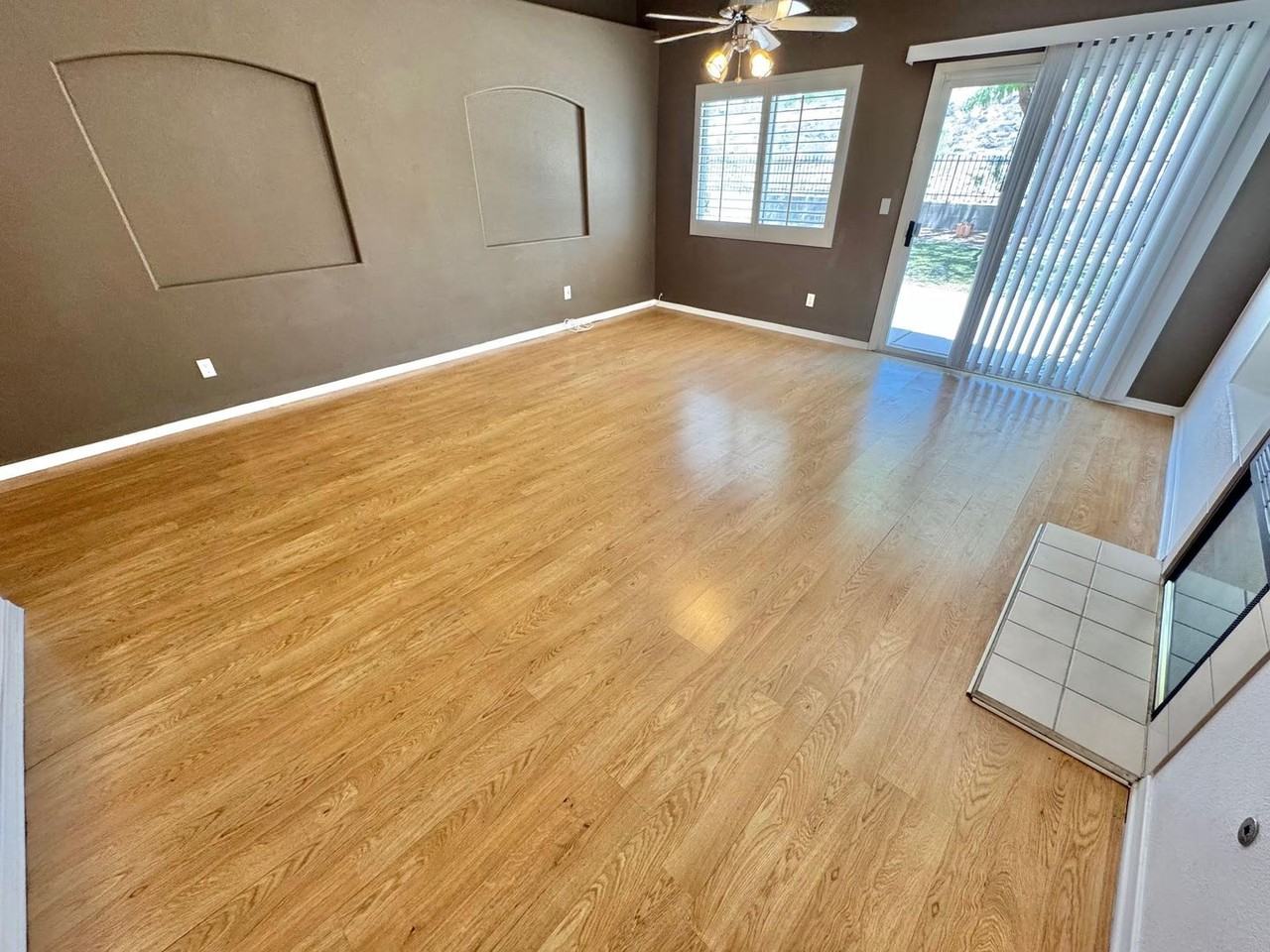 1396 Dragon Rock Dr - Photo 3 of 23
