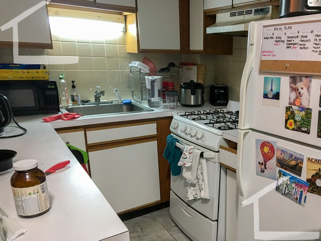 1244 Commonwealth Ave - Photo 3 of 5