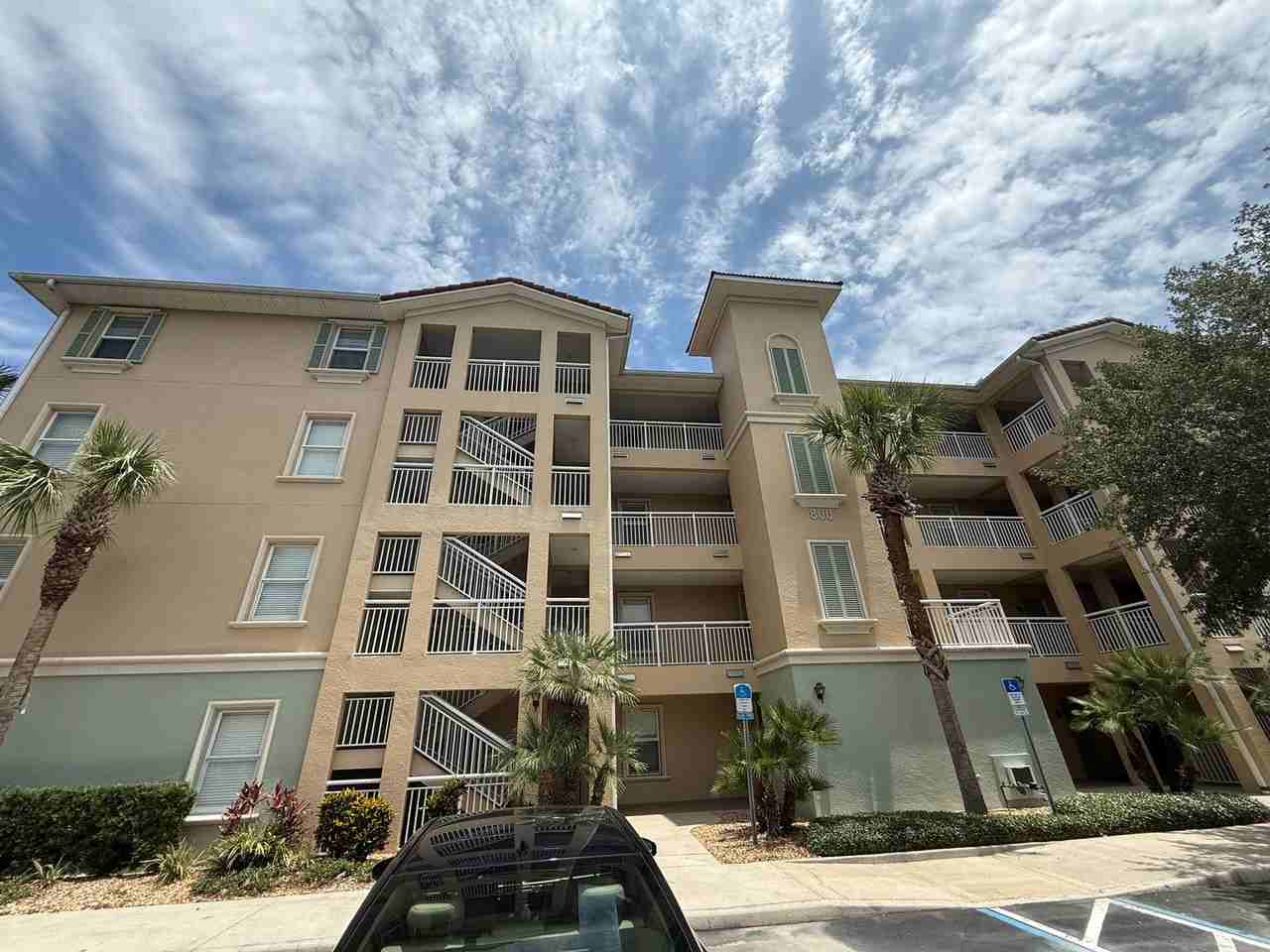 800 Canopy Walk Ln #822