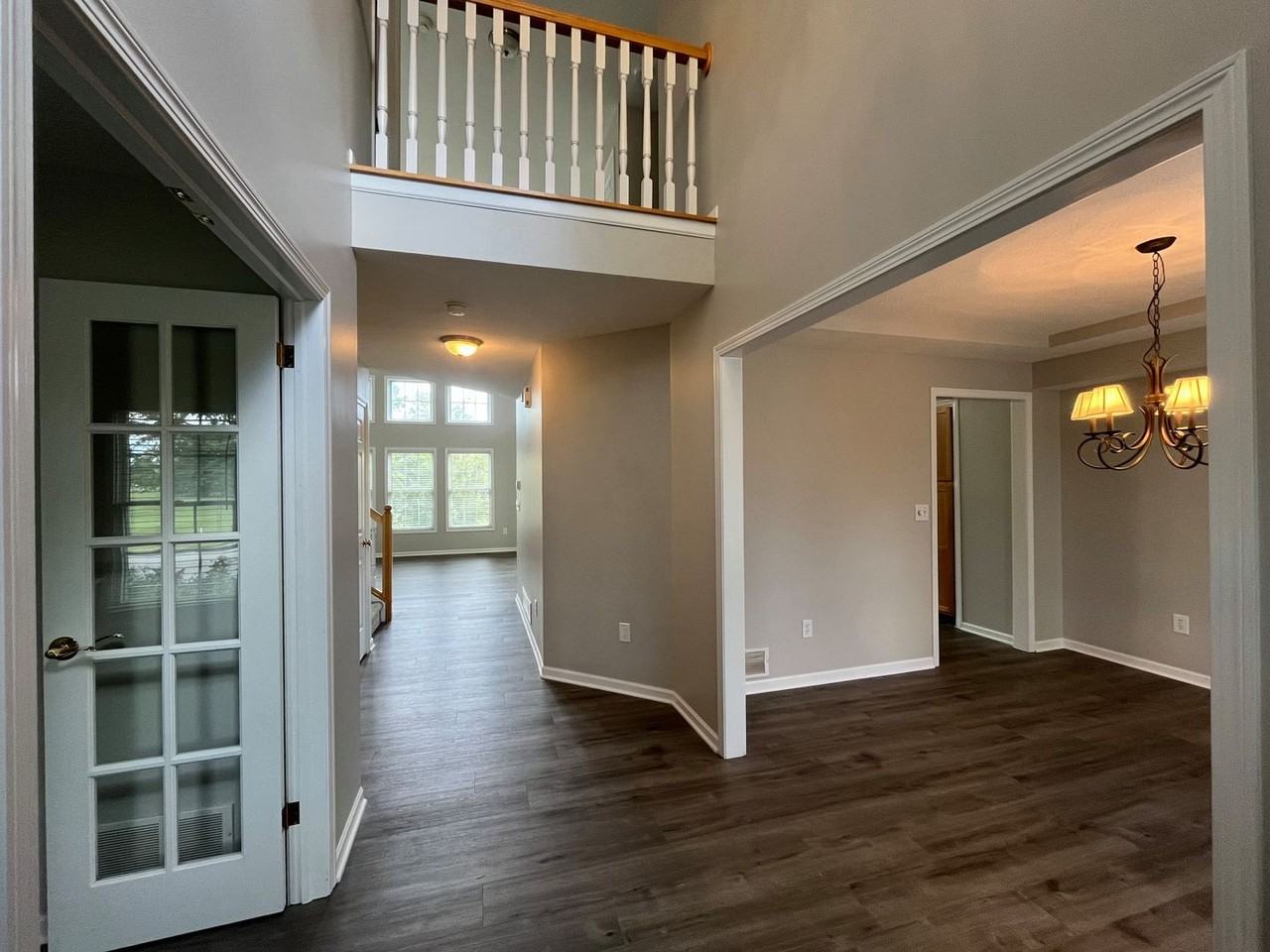 6653 Scioto Pkwy - Photo 2 of 18