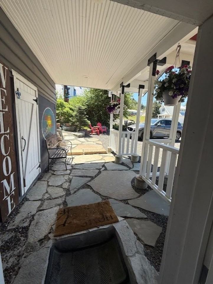 300 S 1st St - Photo 6 of 23