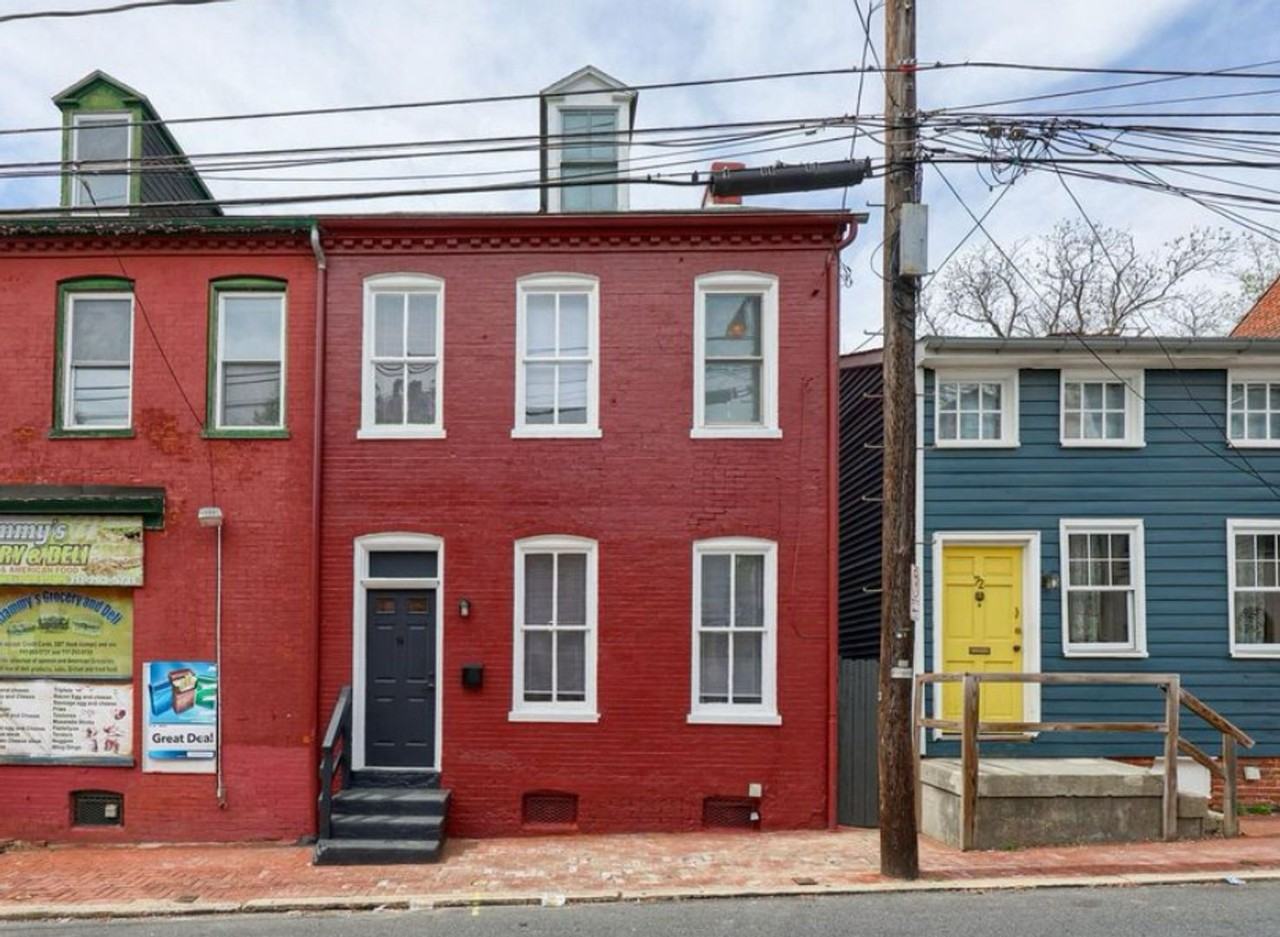 74 Howard Ave - Photo 3 of 10