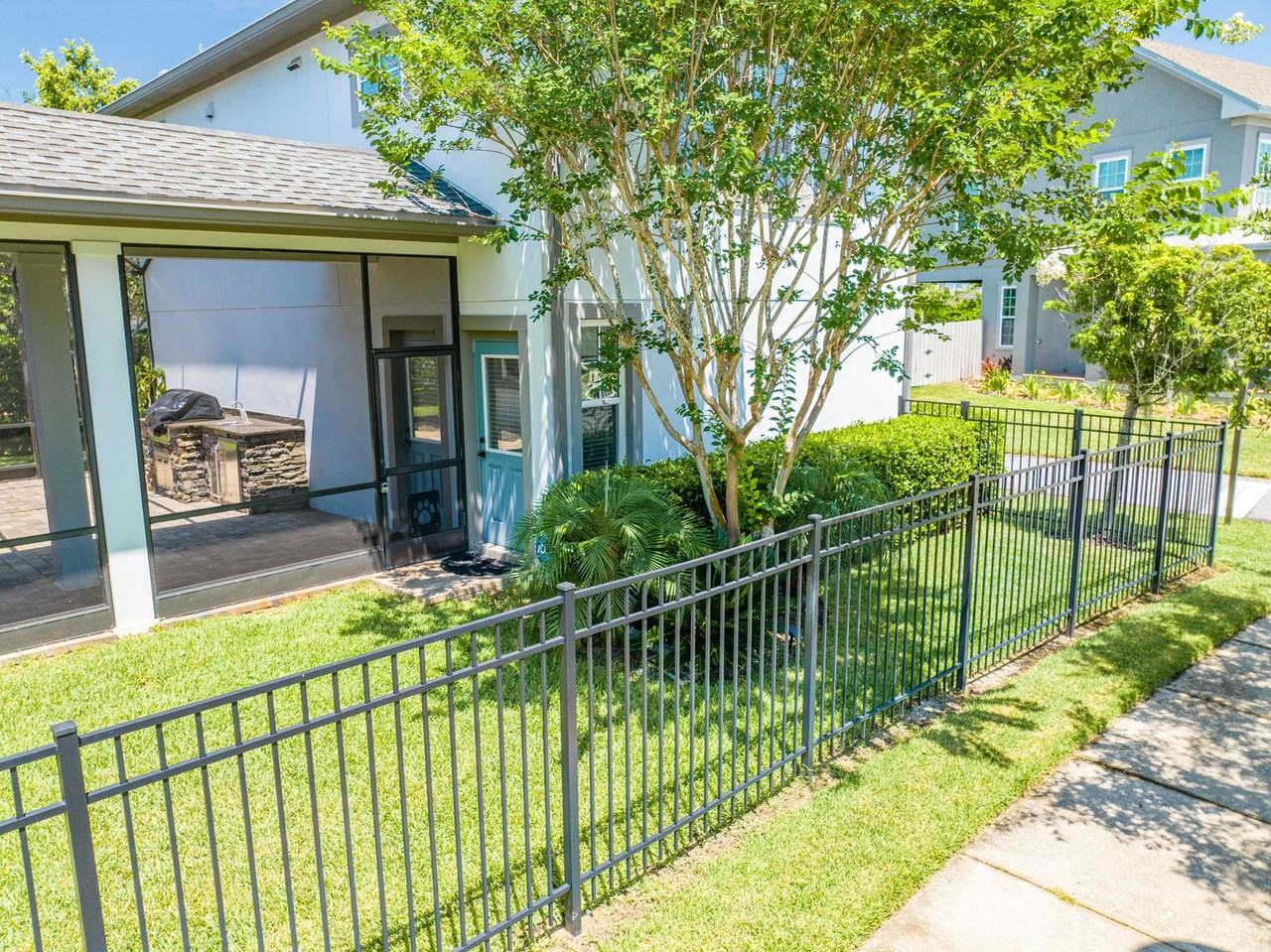 8393 Laureate Blvd - Photo 2 of 40