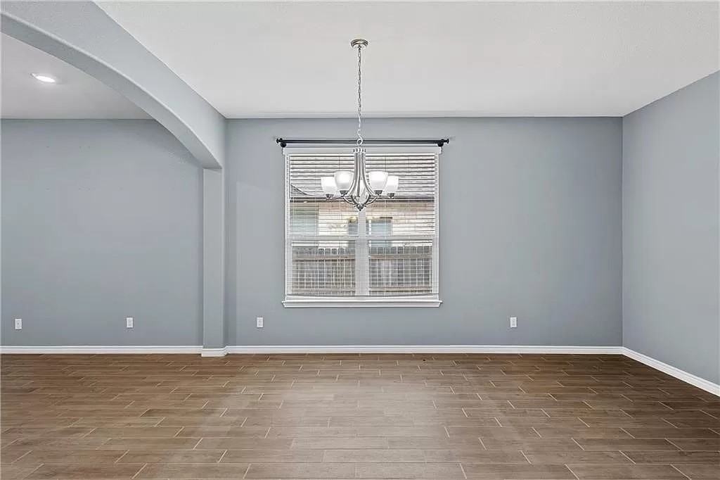 605 Lister Dr #NA - Photo 4 of 19