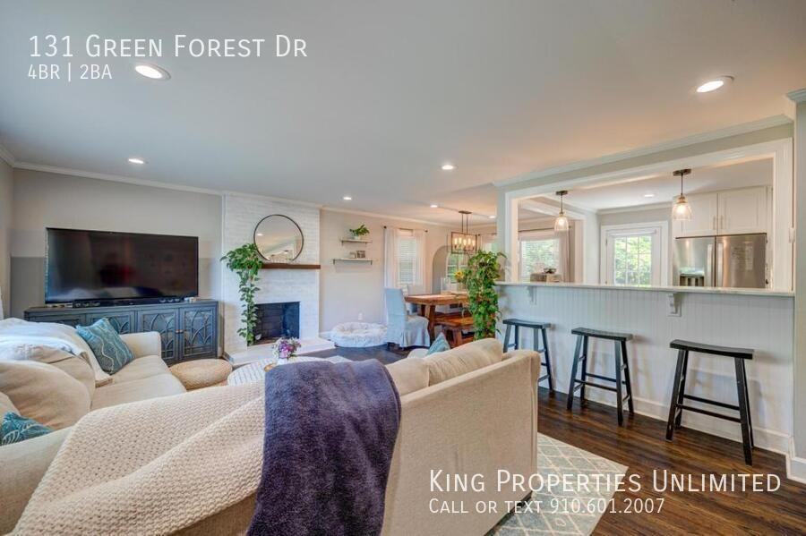 131 Green Forest Dr - Photo 2 of 25