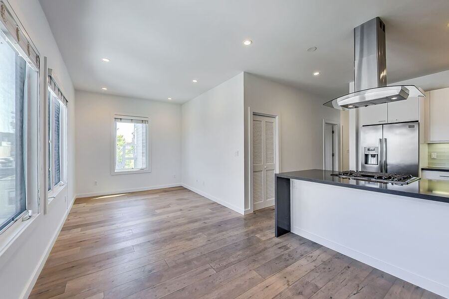 1375 Minna St - Photo 3 of 29