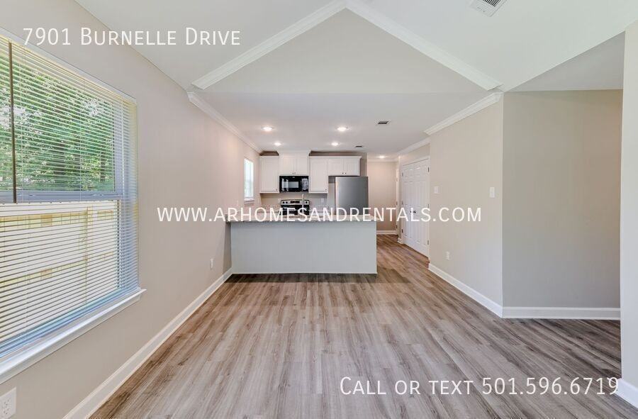 7901 Burnelle Dr - Photo 3 of 13