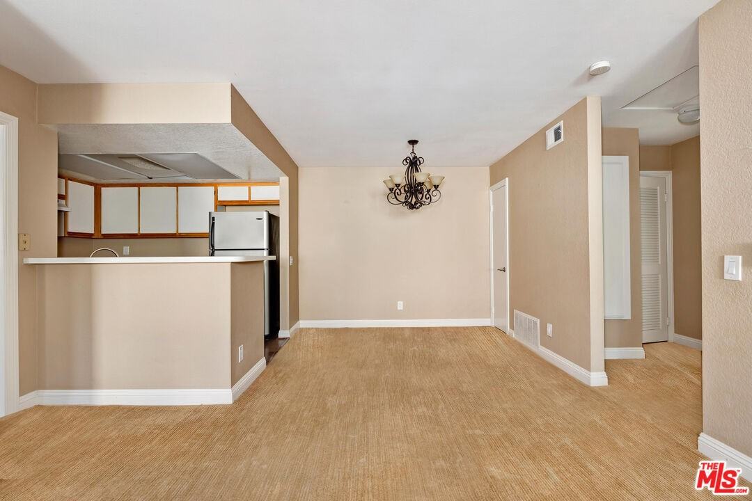 1055 Waltham Rd #G - Photo 5 of 22