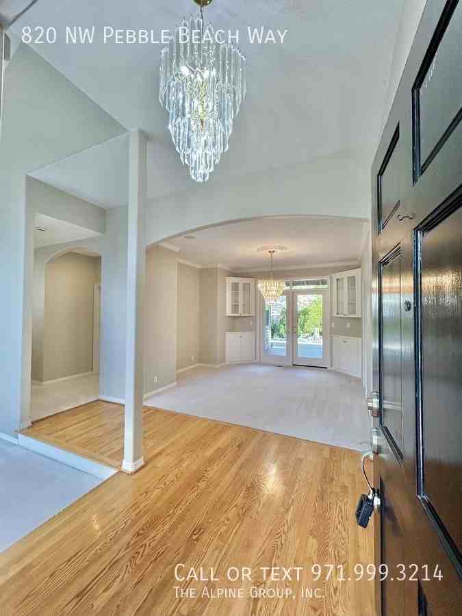 820 Nw Pebble Beach Way - Photo 3 of 50