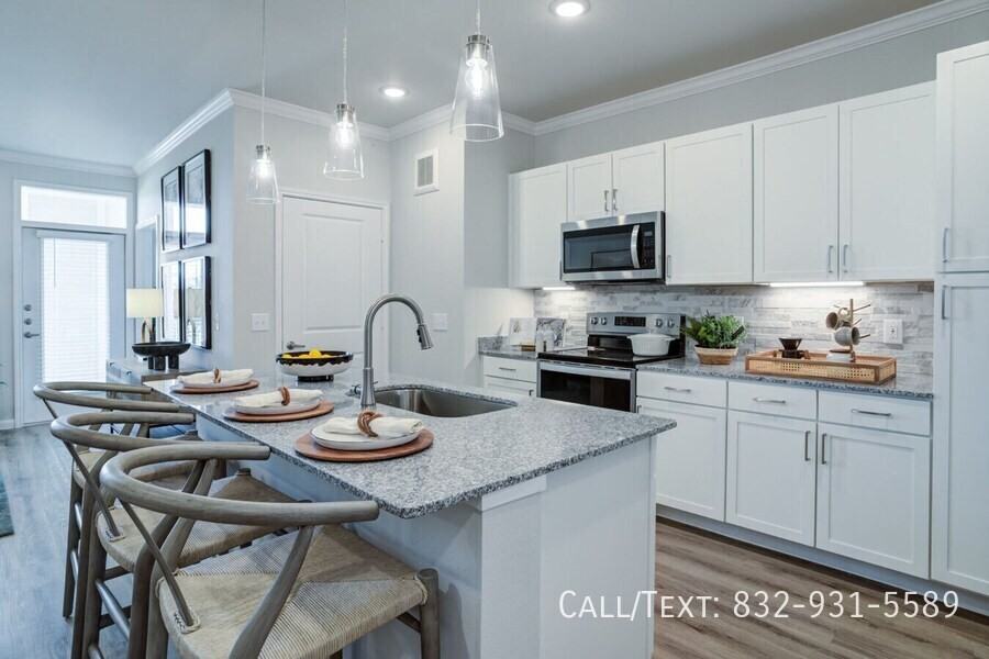 3727 W Davis St #AW1 - Photo 4 of 21