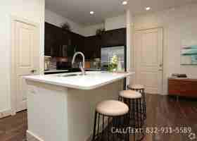 featured image of 1000 Autumnwood Dr #BWC1