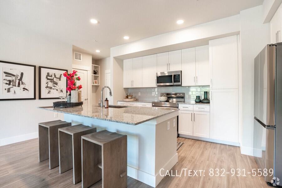 2000 Saint Charles St #BE2