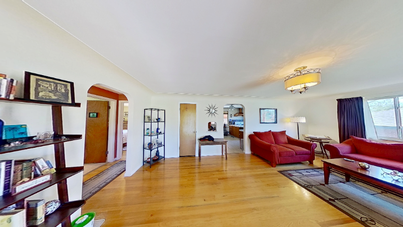 4030 S Fox St - Photo 4 of 20