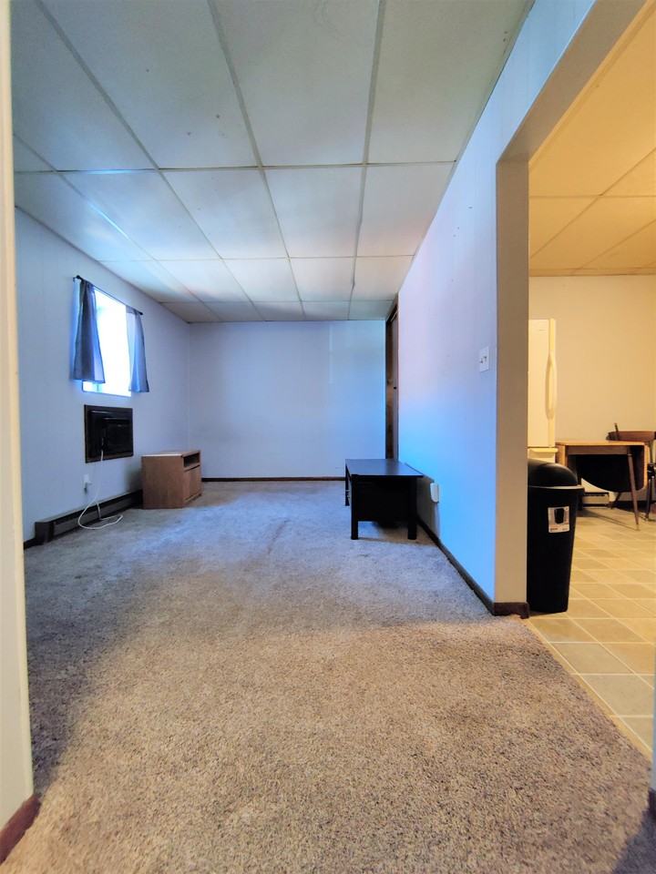 325/103 S Main Street - Photo 3 of 4