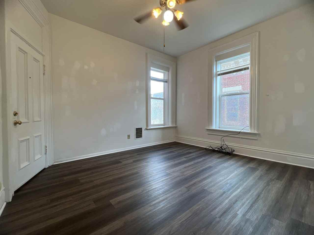 1471 Main Street - Photo 2 of 10