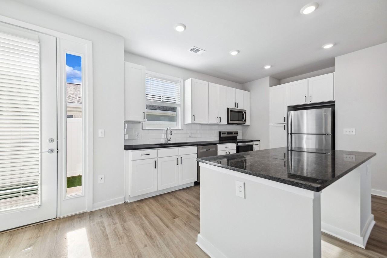 Cottages at Brightleaf - Photo 4 of 50