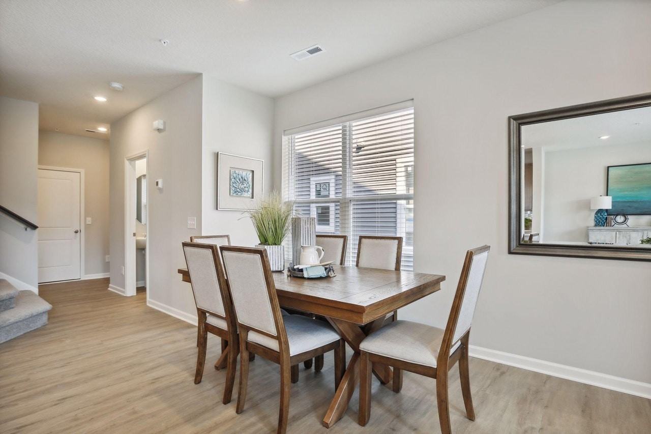 14536 Twin Lakes Circle - Photo 5 of 40