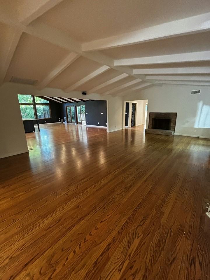 1875 University Avenue - Photo 6 of 28