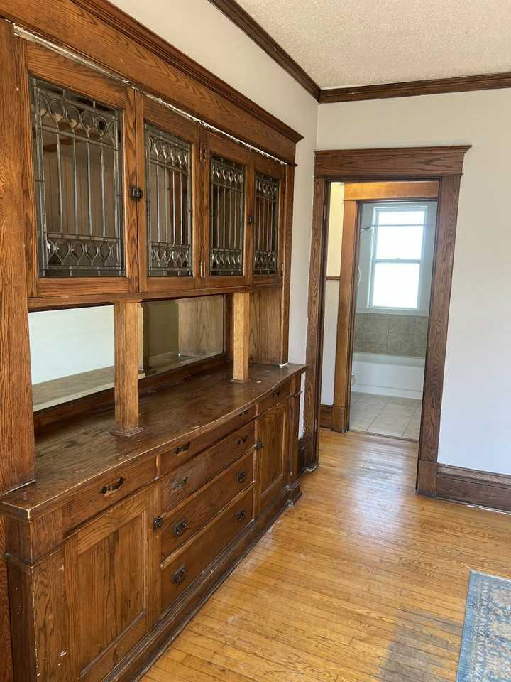 984 Wakefield Avenue, Unit 2 - Photo 6 of 10