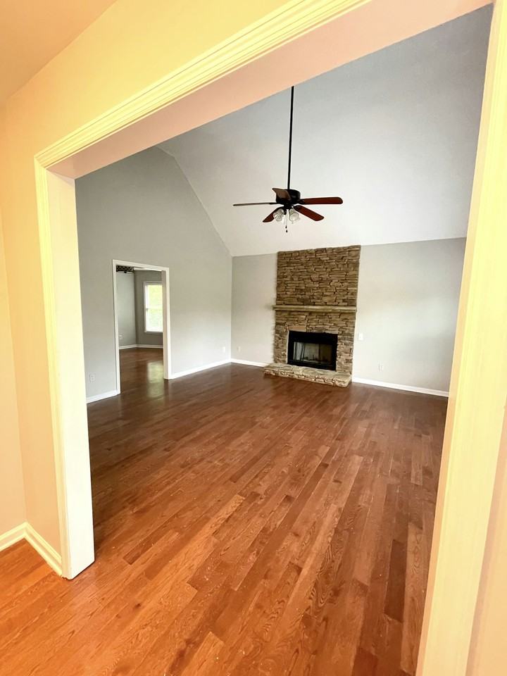 4915 Drew Rd, Unit 1 - Photo 4 of 23