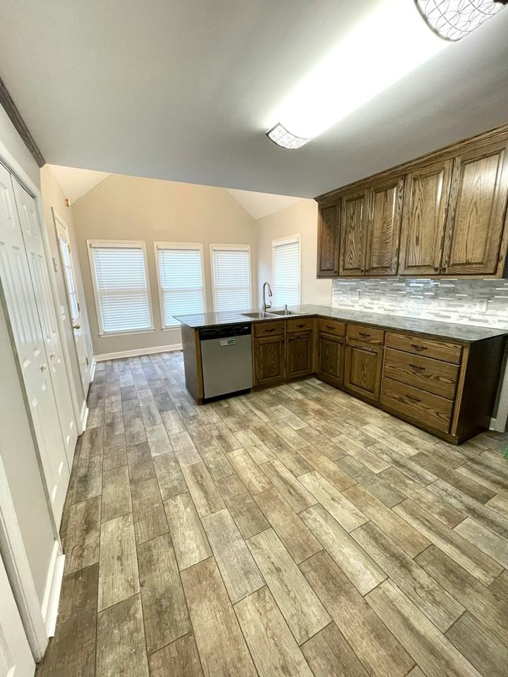 4915 Drew Rd, Unit 1 - Photo 6 of 23