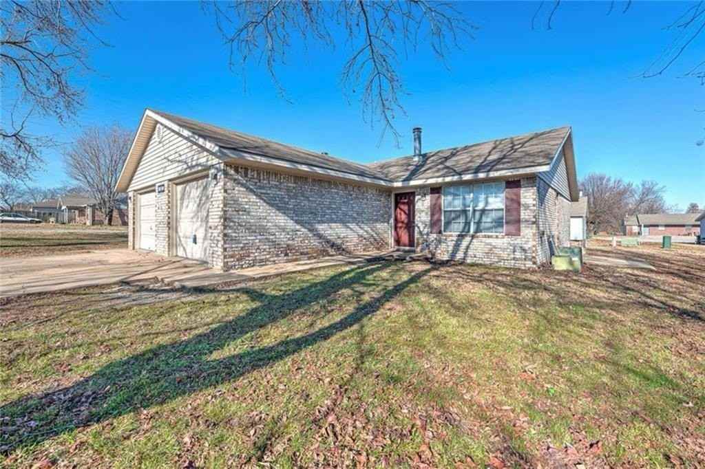 4518 W Franciscan Trl - Photo 3 of 23