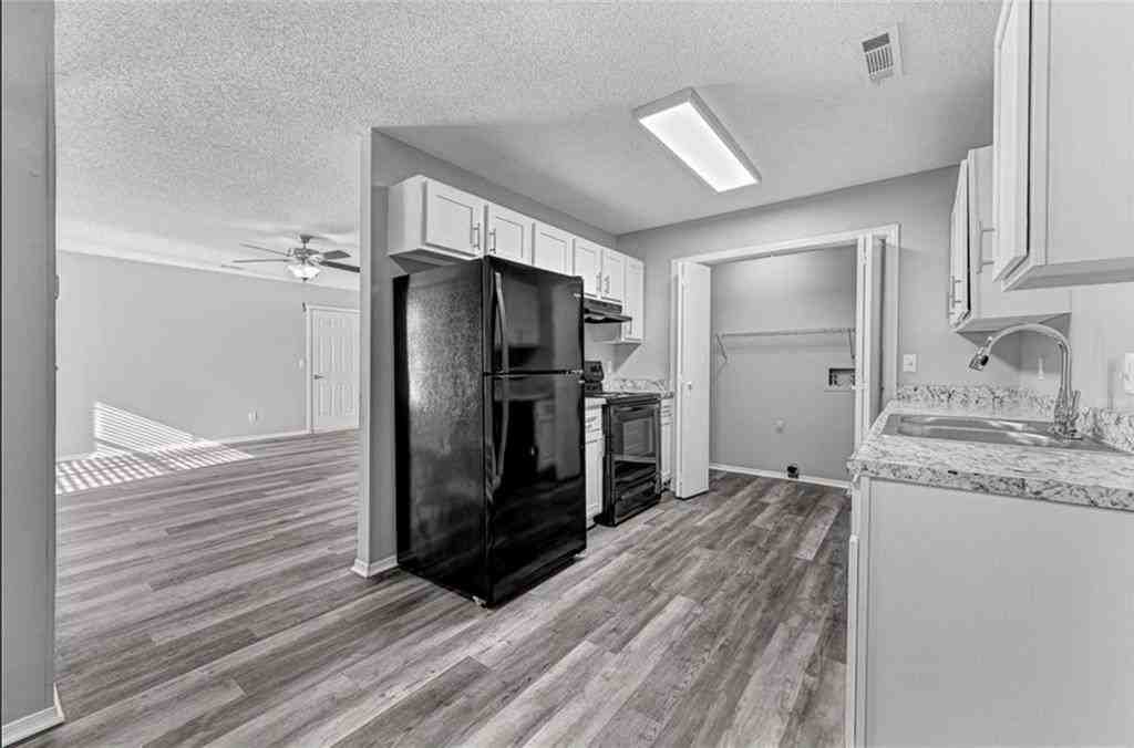 4520 W Franciscan Trl - Photo 6 of 23