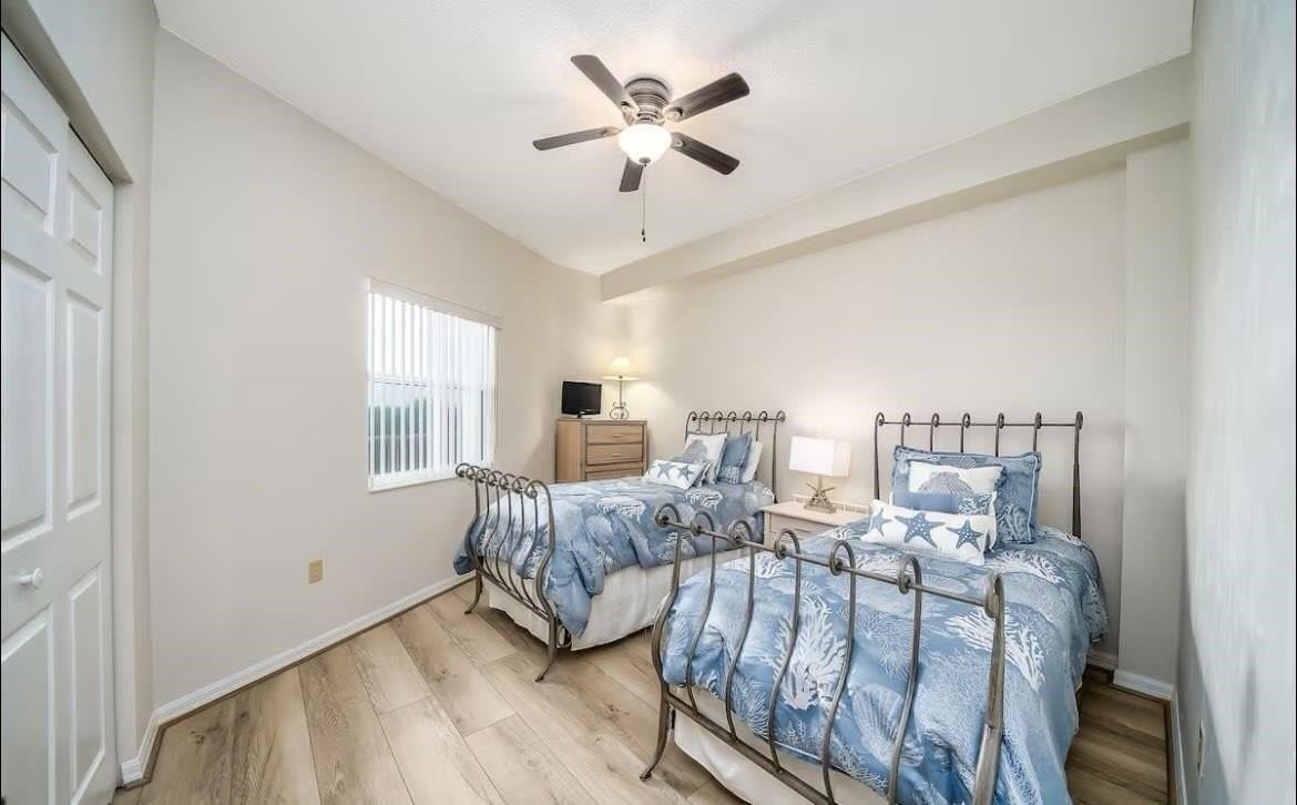 104 SURFVIEW 1307 - Photo 4 of 17