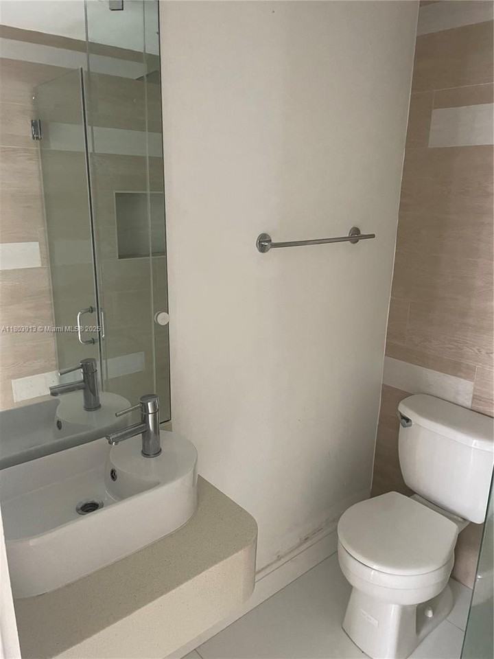 3155 Ne 184th St #8105 - Photo 5 of 24