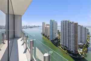 featured image of 300 Biscayne Boulevard Way #3104
