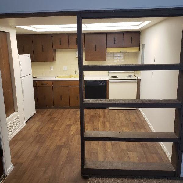 2021 W 27th St #6 - Photo 3 of 7