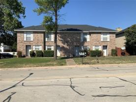 7504 Chapin Rd #B - Photo 1 of 1