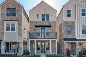 featured image of 4827 Aldenbury St