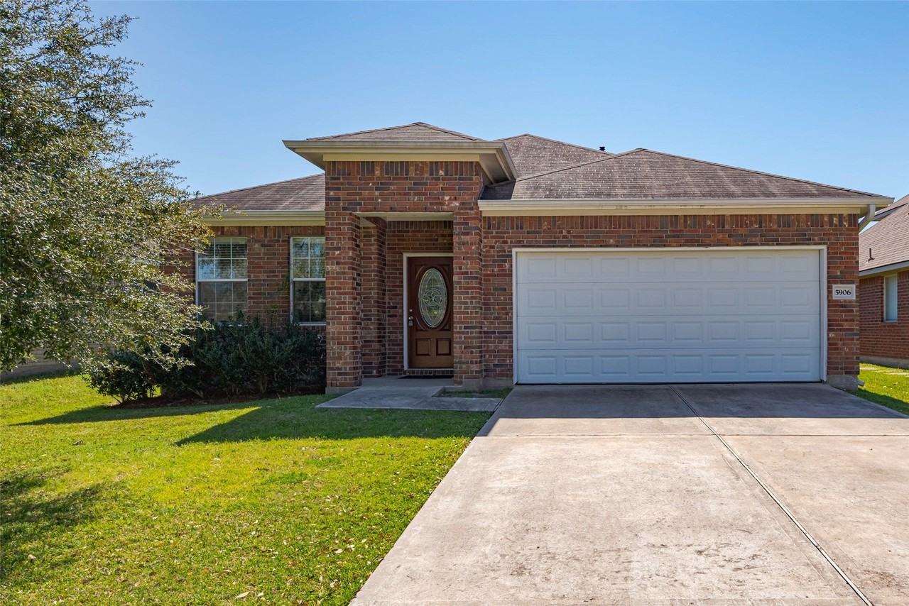 5906 Yaupon Ridge Dr - Photo 2 of 48